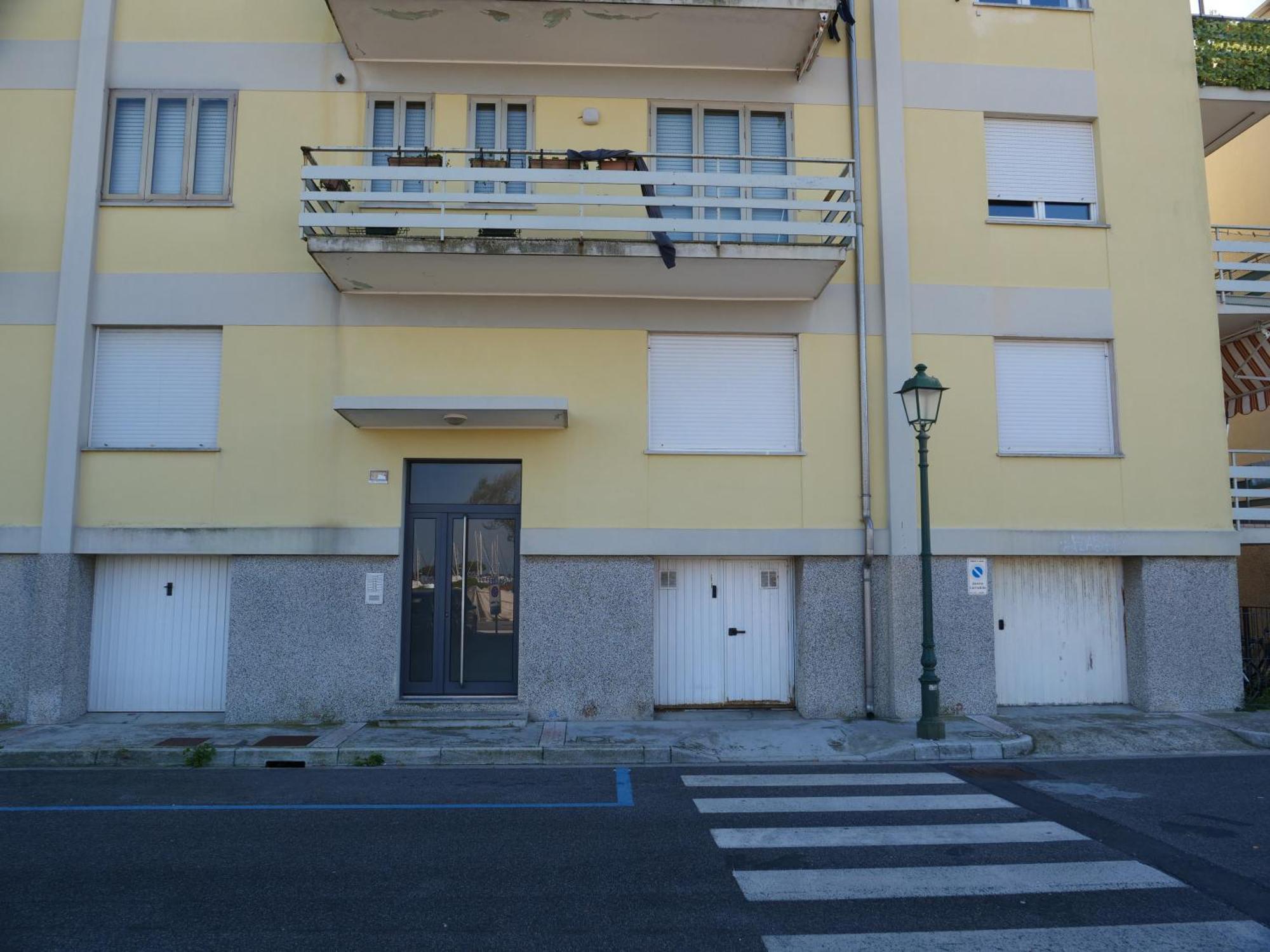 Fiore Di Mare - Delizioso Bilocale Con Posto Auto Vicino Al Porto Grado Esterno foto